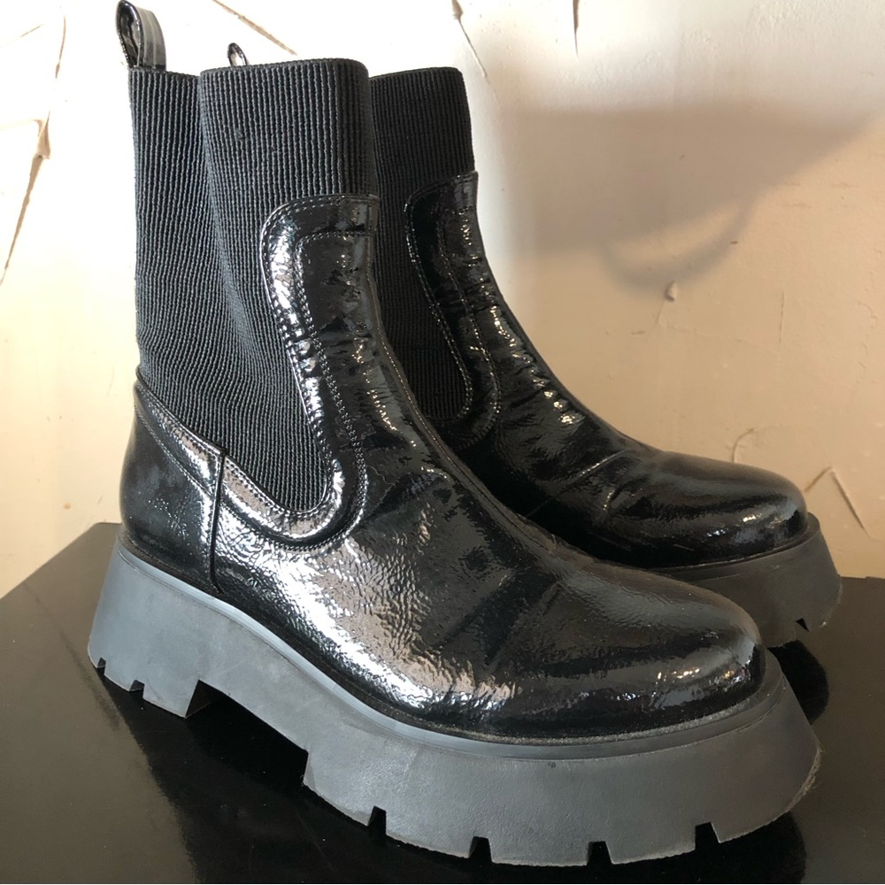 Circus NY by Sam Edelman patent leather lugged pull on boots